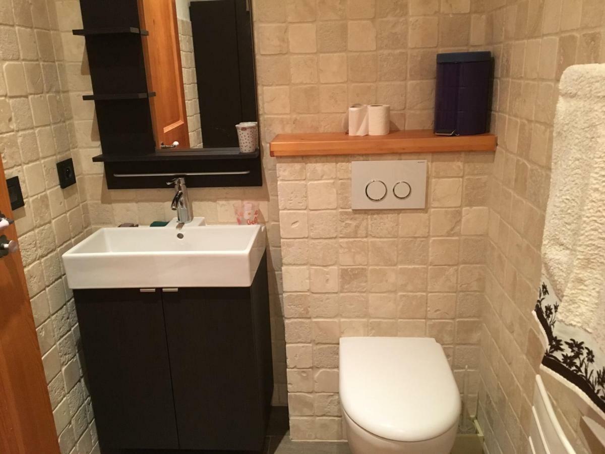Studio 1 Piece Situe Dans Un Chalet 博福特 外观 照片
